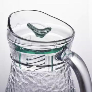 Yiliwu Water and Juice Glasses Set of 4 and Jug Set Combo