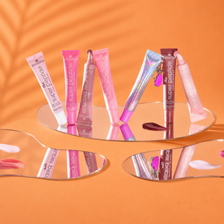 Essence The Super Peptide Glossy Lip Treatment