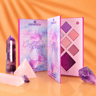Essence CRYSTAL CRUSH eye & face palette