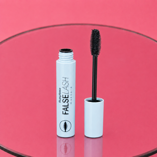 Ruby Rose Mascara