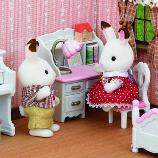 Sylvanian Families - Girl's Bedroom Set
