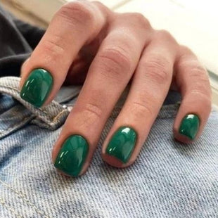 Forest Green Meta Nail Color 8