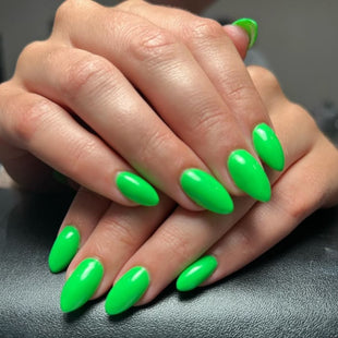 Forest Green Meta Nail Color 7