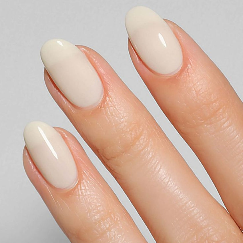 Moonlight White Meta Nail Color 2