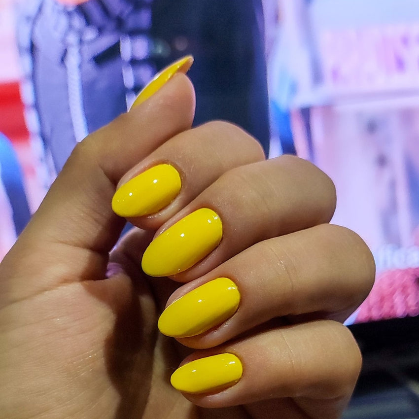 Sunny Girl Meta Nail Color 4